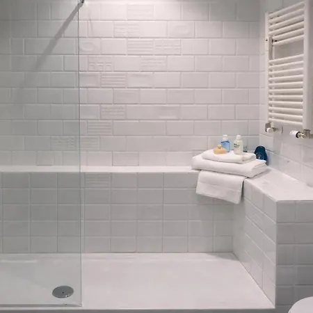 Saint Peter Basilica 200m- 2br -2ba -sleeps 6 Daire *