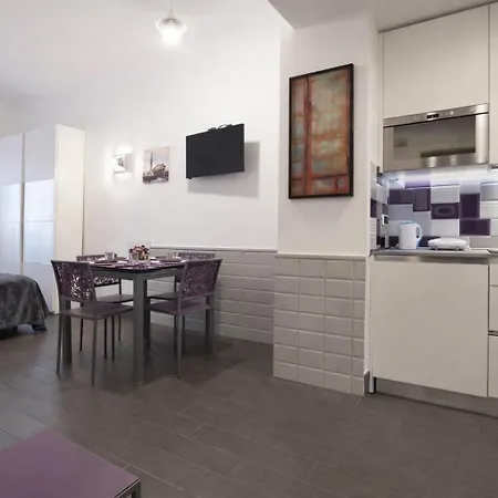 Saint Peter Basilica 200m- 2br -2ba -sleeps 6 Daire *